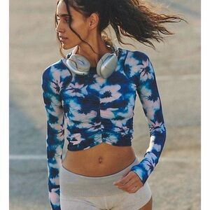 FP Movement Tempo Ruched Long Sleeve NWT Size S Free People Retro Print Top
